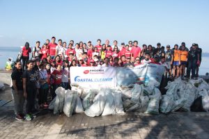 Phoenix participates in coastal clean up in Baywalk, Roxas Blvd