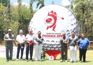 3-26 Dennis Uy and guests at 11th Phoenix Open ceremonial tee off