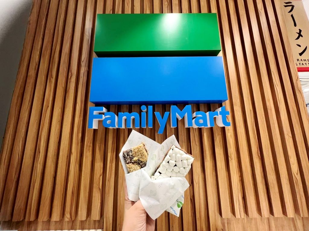 Revel bar and s'mores back at FamilyMart