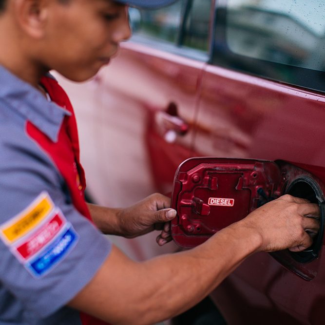 Hard working station crew of Phoenix Petroleum (6)